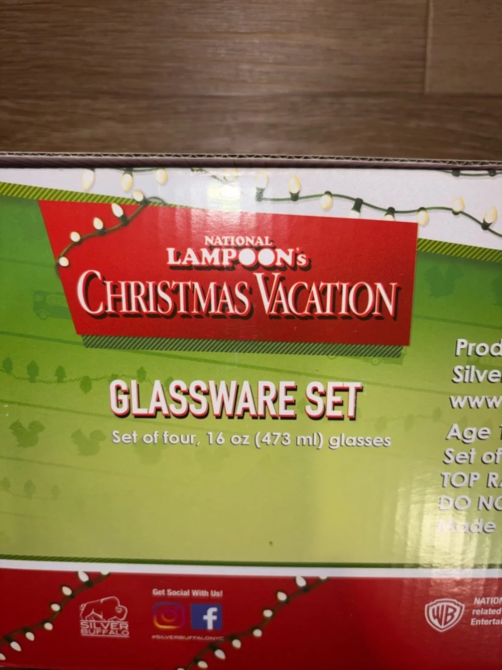 National Lampoon Christmas Vacation Clark Griswold 4 Pint Glass Set 16 Oz New